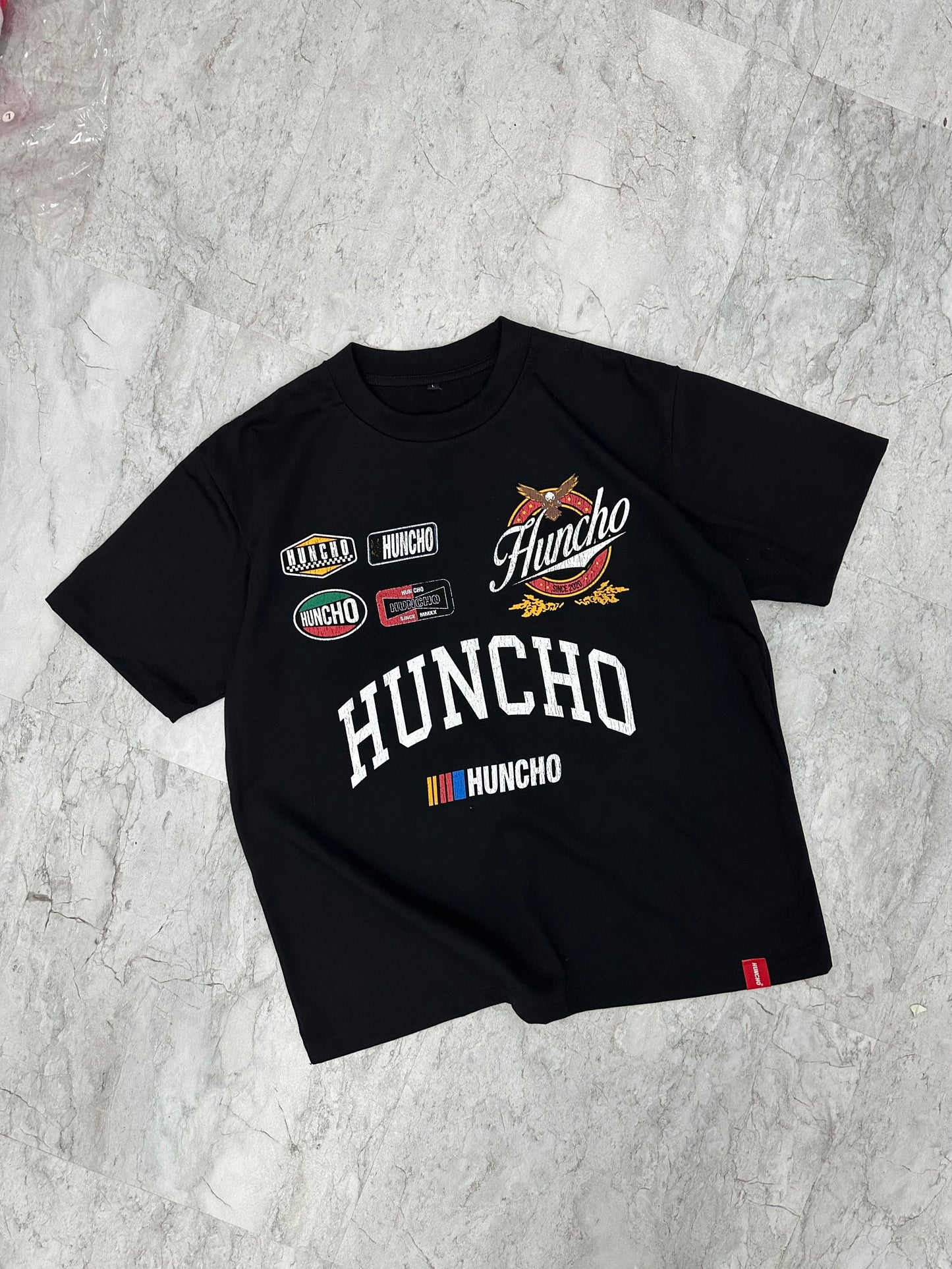 HUNCHO PATCH TEE BLACK